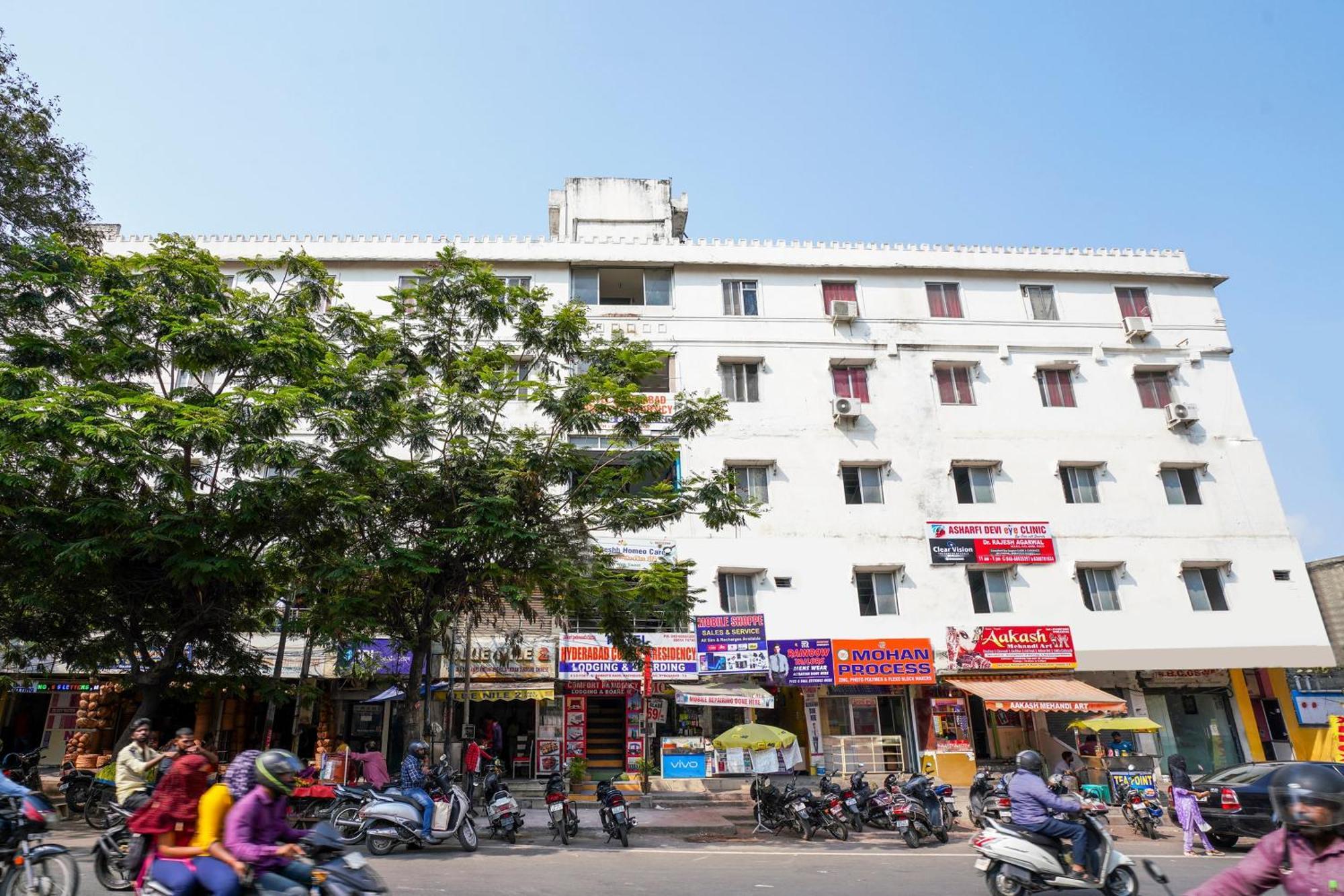 Oyo Hotel Hyderabad Continental Exterior photo